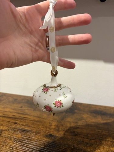 Royal albert rose confetti - royal,