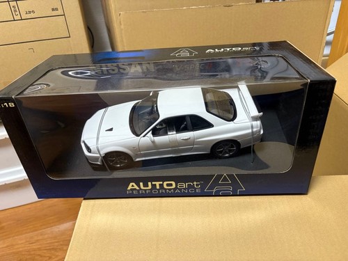 Autoart nissan skyline r - skyline, gt-r