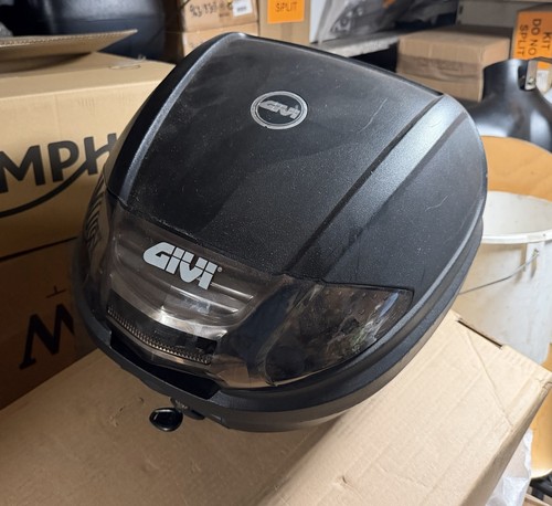 Givi e300nt2 topcase - e300nt2,