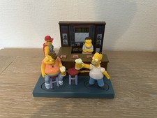 The Simpsons “Moe’s Tavern” Alarm Clock Diorama – Playmates Collectible Scene