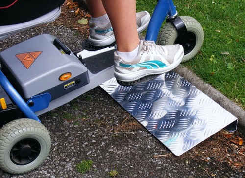 4cm height kerb - , ramp