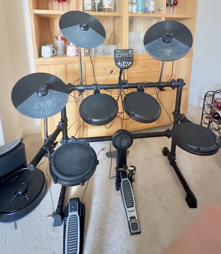Alesis dm6 electronic drum kit - alesis,