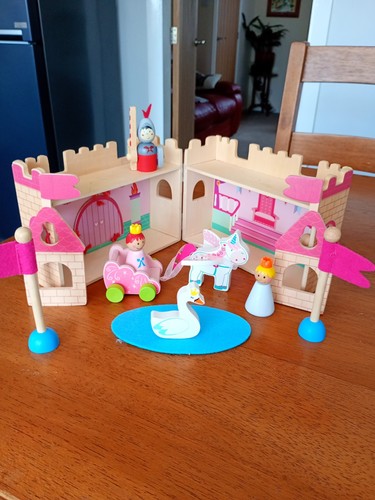 Wood toy princess - wood, castle