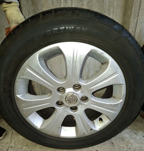 Vauxhall vectra alloy wheel - vauxhall,