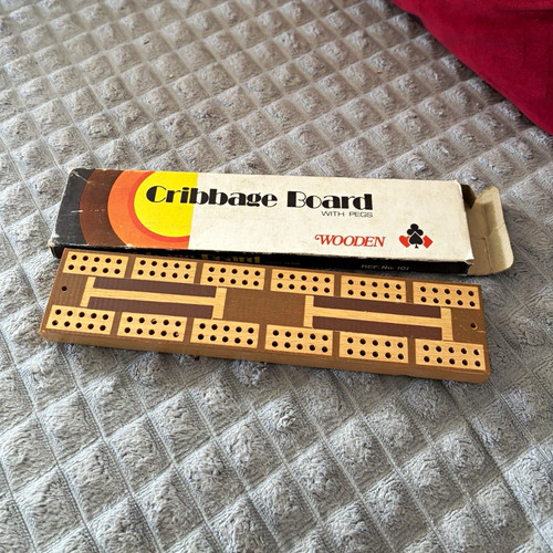 Wooden cribbage board game - cribbage,