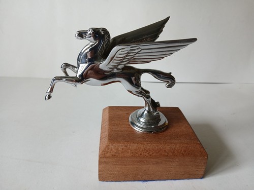 Mobil oil pegasus - oil, mascot