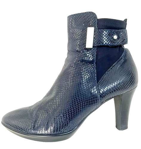 Russell bromley aquatalia - bromley,