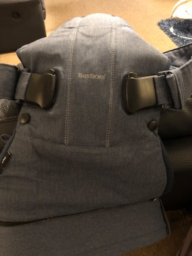 Baby bjorn one - one,