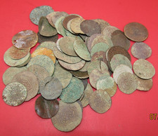 GROUP COLLECTION 83 COPPER HAMMERED POST MEDIEVAL & MEDIEVAL  JETTON TOKEN COINS