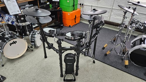Roland 316 drums boxed - td-316, v-drums.