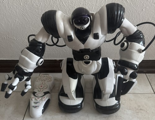 Wowwee robosapien - wowwee, v1