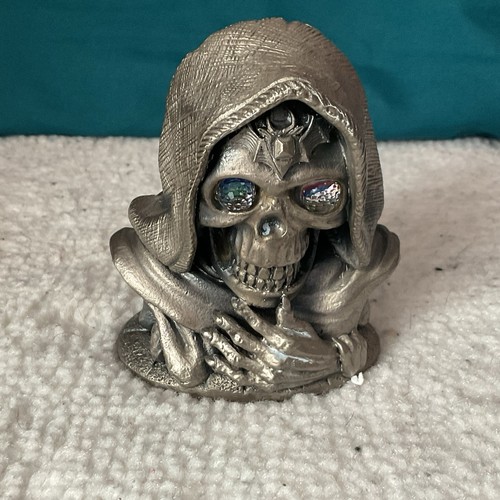 The skull master tudor mint - skull,