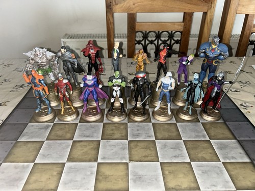 Eaglemoss comics chess - dc,