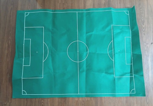 Felt baize playing - playing, pitch