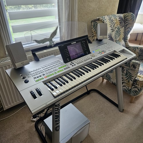 Yamaha tyros keyboard with - keyboard,