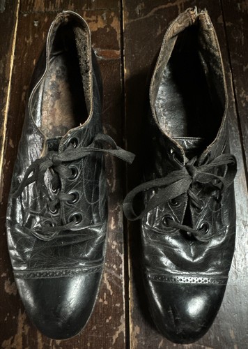 Vtg 20s 30s black - 30s, day