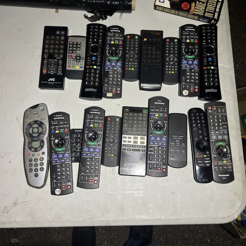 Job lot 19x remotes - job, —