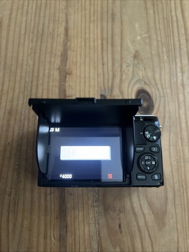 Nikon body only - 1,