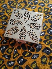 VINTAGE 1930s SILVER PLATED TEAPOT STAND/TRIVET, EPNS,SQUARE WITH PIERCED DESIGN