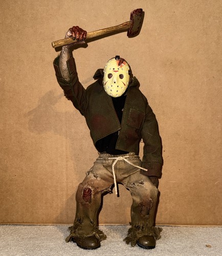 Mezco toyz cinema fear - mezco,