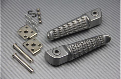 Silver pair rear foot - of, rests