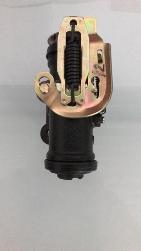 Rear brake cylinder - rear, right