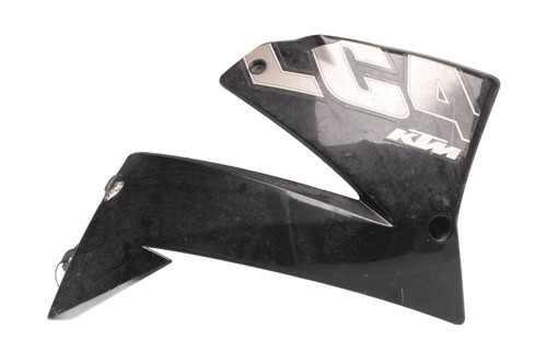 Front right side cover black - front,