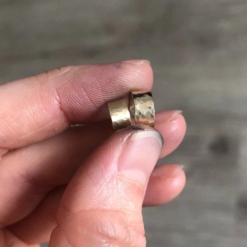 Hammered texture 9ct - texture, gold