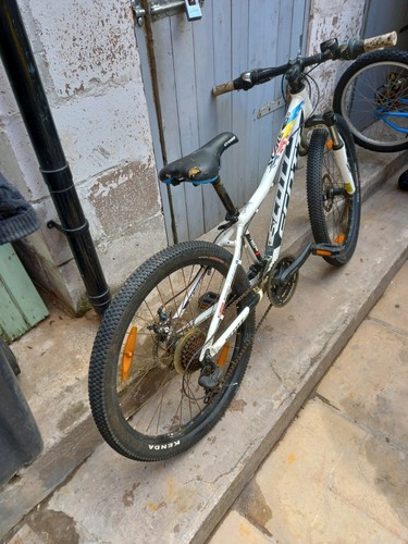Scott scale frame 26 - frame, 26"