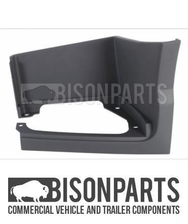 Textured lower step passenger - lower,