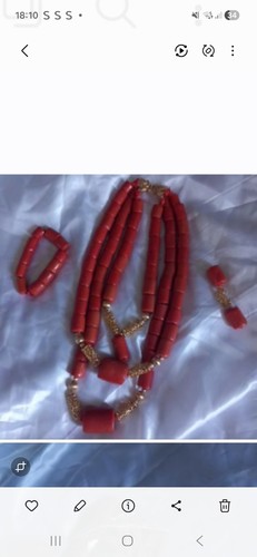 Coral bead jewellery set - coral,