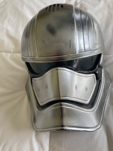 Disney store star wars - star, voice