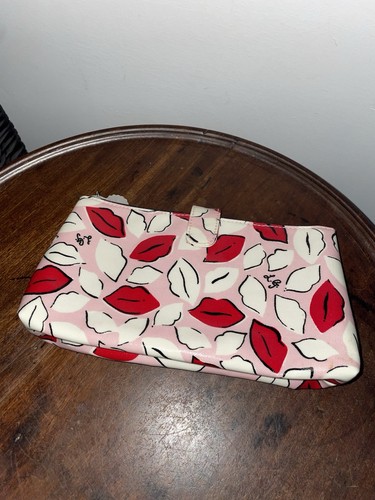 Lulu guinness make - guinness, lips