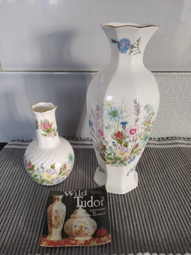 Aynsley bone china - china, (1