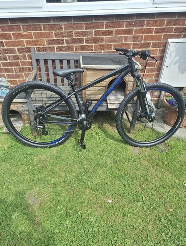 Carrera hellcat mountain - hellcat, bike