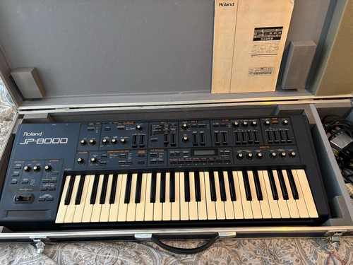 Roland jp8000 analogue - roland,