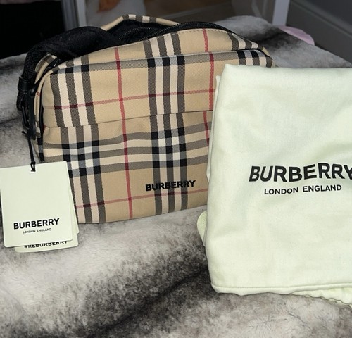 Burberry paddy messenger bag - burberry,