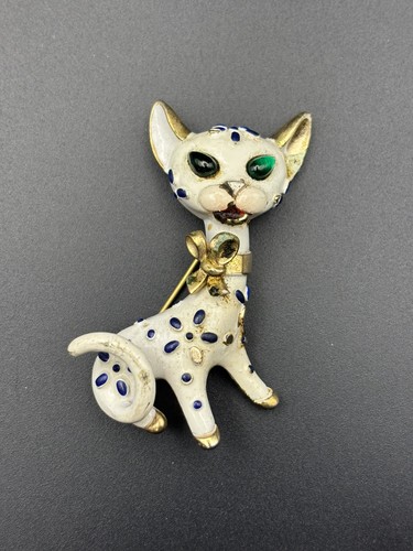 Vintage crown trifari enamel - vintage,