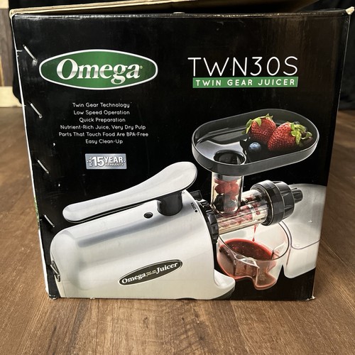 Omega twn30s twin gear juicer - twn30s,