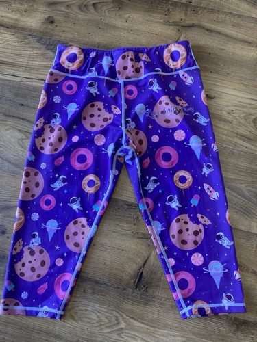 Lucy locket loves leggings - lucy,