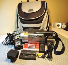 Sony CCD-TRV59E Handycam camcorder Hi8 / Video 8 recorder– Fully functional