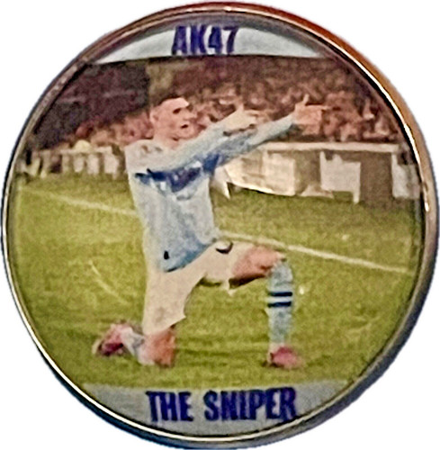 City pin badge snipper - pin,
