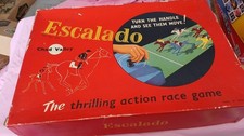 Vintage Chad Valley Escalado