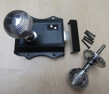 TRADITIONAL CLASSIC RETRO