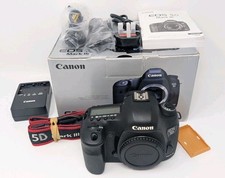 Canon EOS 5D Mark III 21.1MP