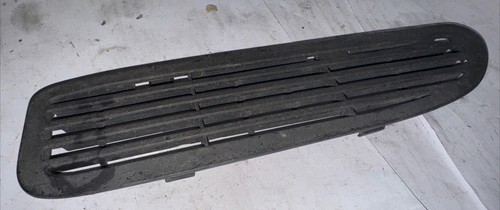 Volvo 850 bumper grille - bumper,