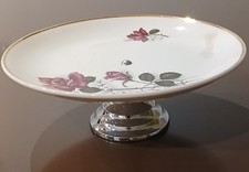 Single Tier Cake stand has