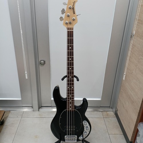 Musicman stingray ex used - ex,
