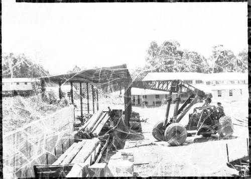 Nsw crane lifting timber - crane,