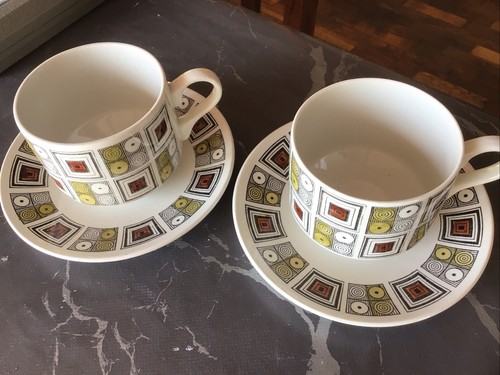 Cups and saucers ironstone - saucers,
